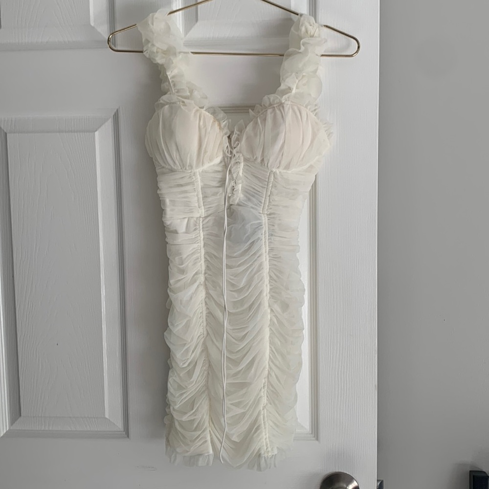 White mini dress size XS